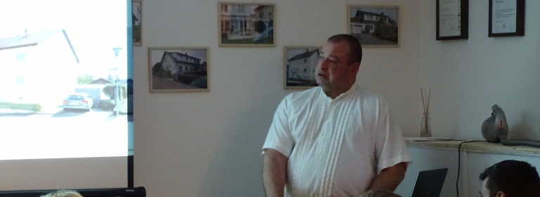 Infoabend der Zimmerei Wiedmer zum Thema Dach dämmen und sanieren