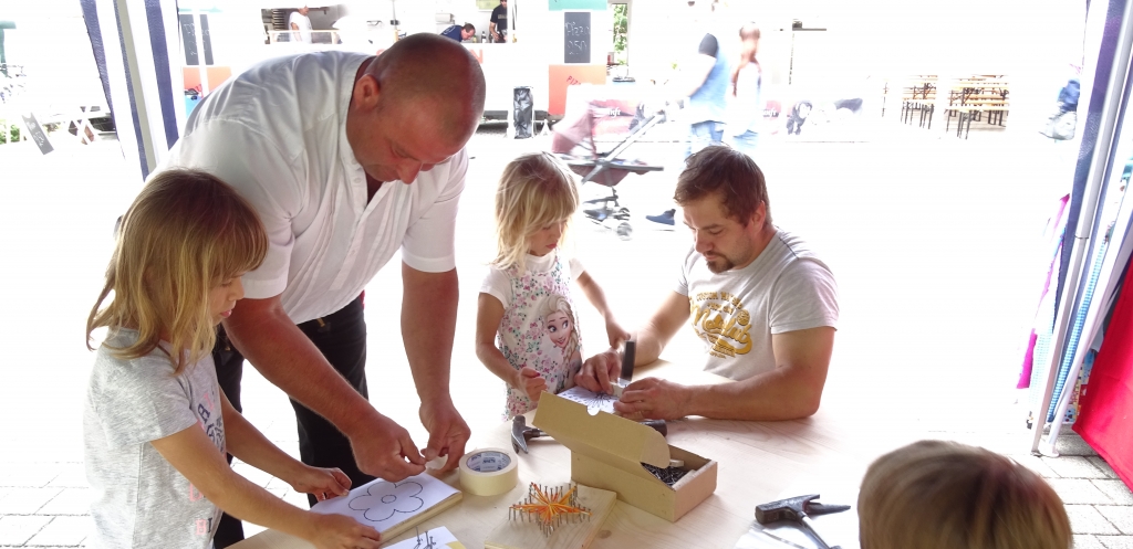 Kreative Holzwerkstatt der Zimmerei Wiedmer aus Achstetten on Tour