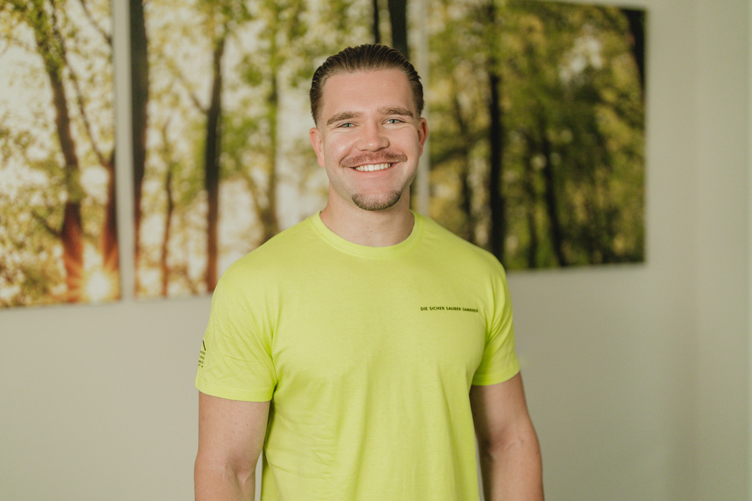 Azubi Joshua vom Team der Zimmerei Wiedmer aus Achstetten